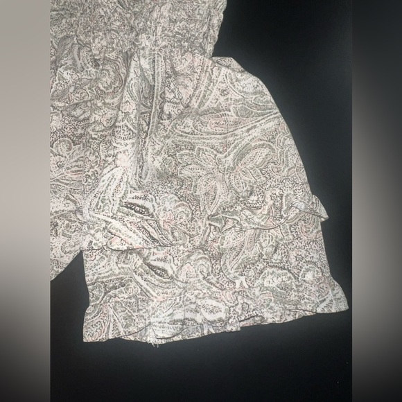 Skye’s the limit paisley strapless off shoulder blouse size 2XL EUC * No Straps* - Picture 3 of 5